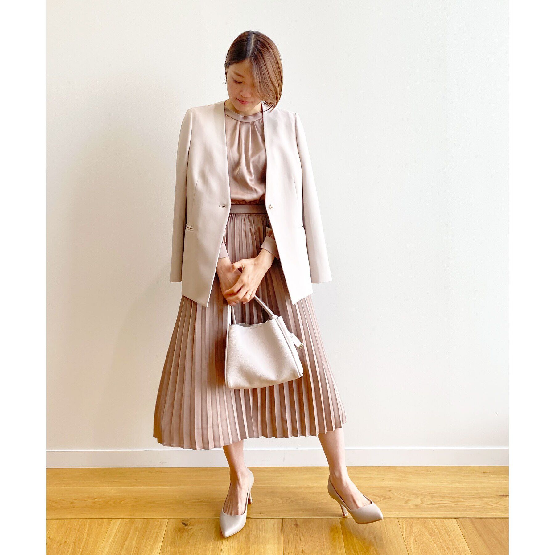 OPAQUE.CLIP「≪通勤・セレモニー対応≫ サテンプリーツワンピース【洗濯機洗い可】」|ワンピース|