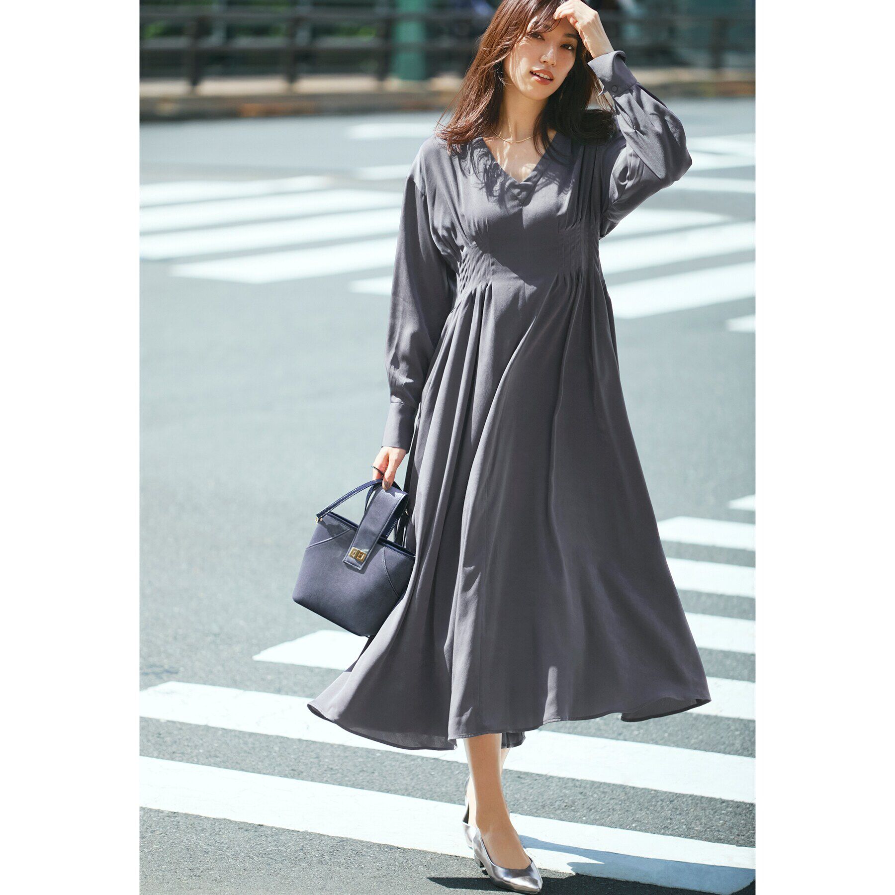 OPAQUE.CLIP「【大草直子さんコラボ】ウエストタックワンピース」|ワンピース|ブルーグレー(813