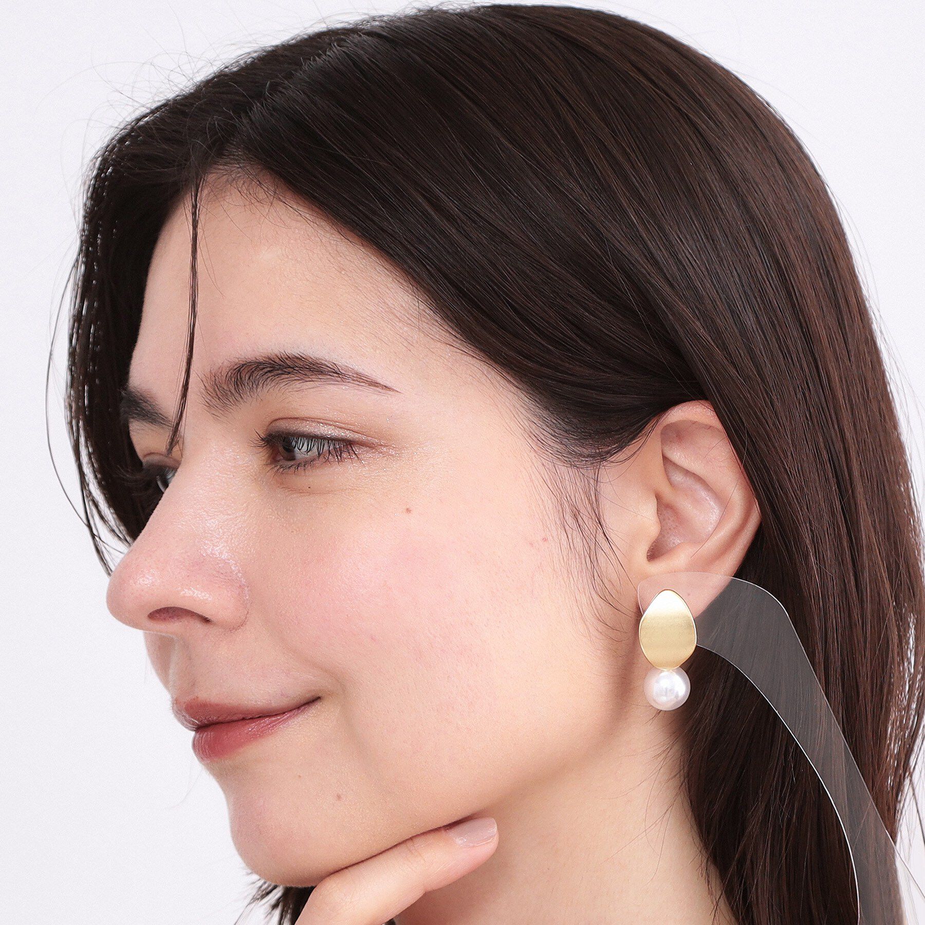 OPAQUE.CLIP「メタル&times;フェイクパール ボリュームピアス」|ピアス|