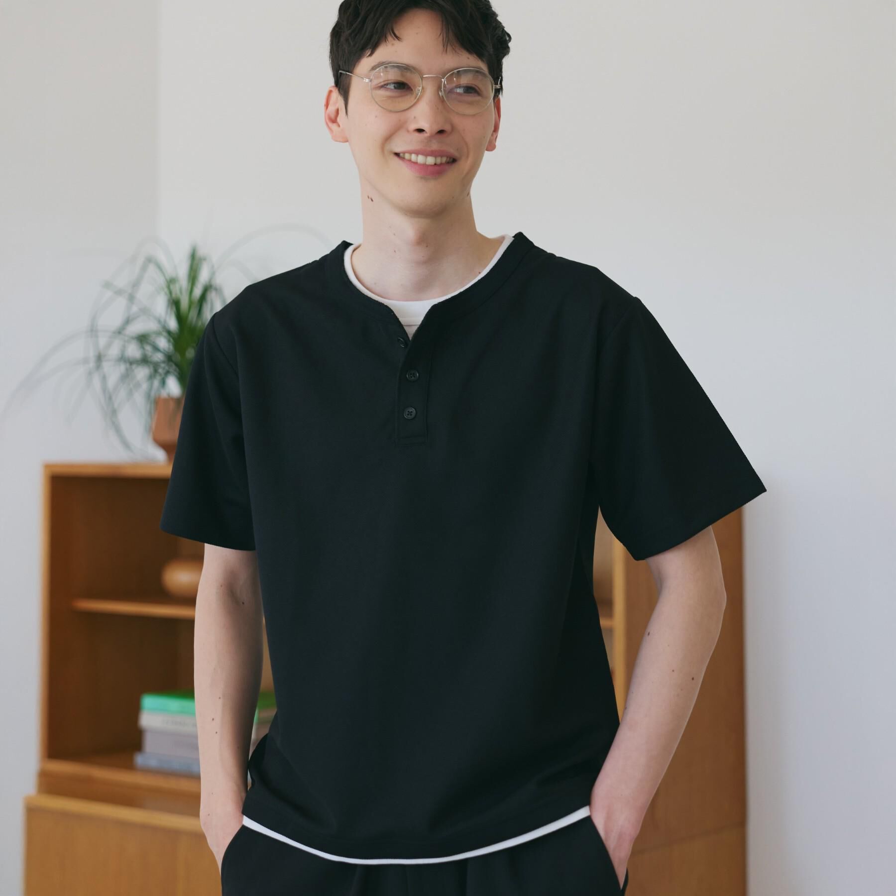 THE SHOP TK「【1枚でちゃんとして見える】ヘンリーネック レイヤード風 半袖Tシャツ 洗濯機OK」|Tシャツ・カットソー|ブラック(019)