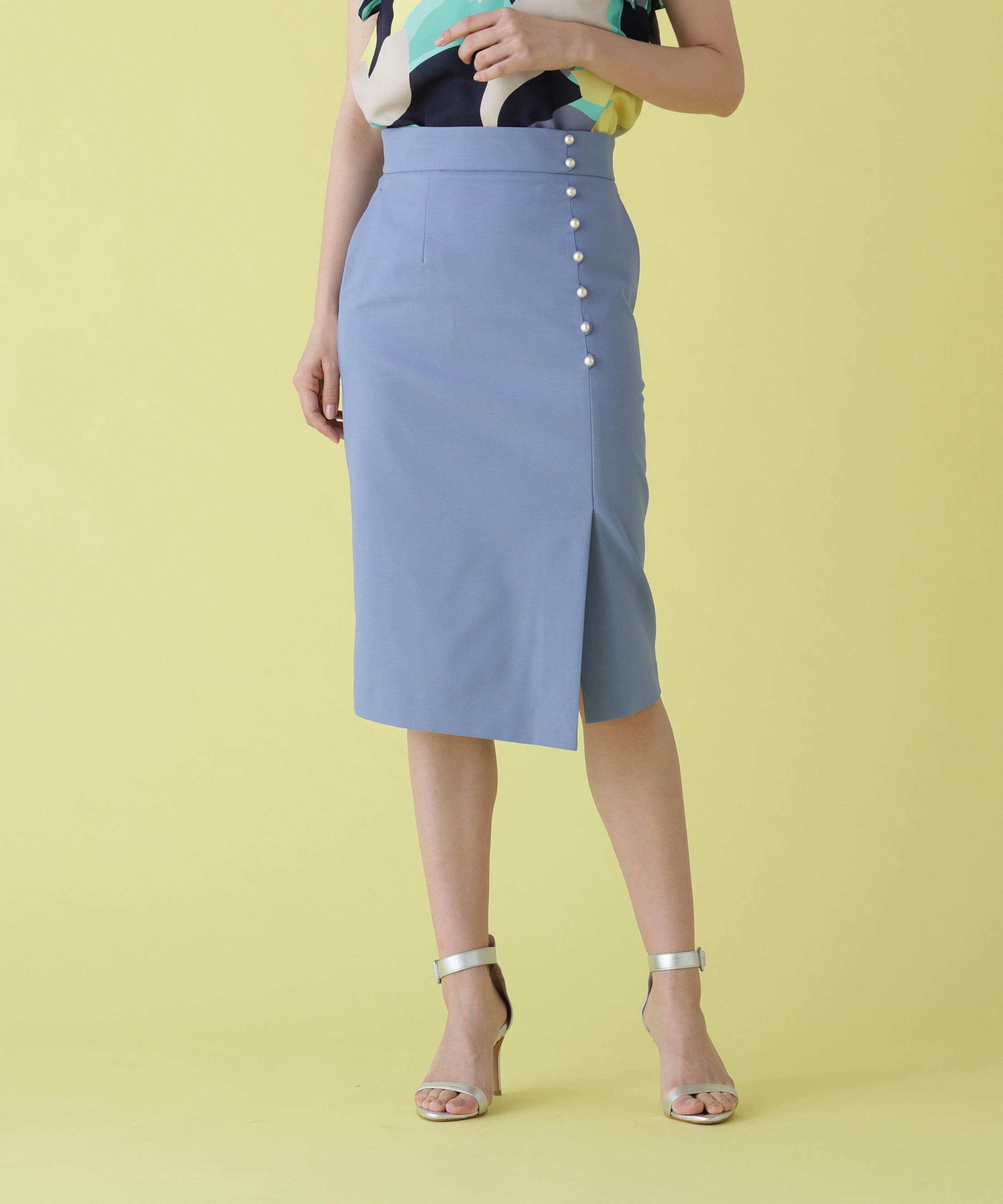  「シルバーボタンスカート」|スカート|ブルー