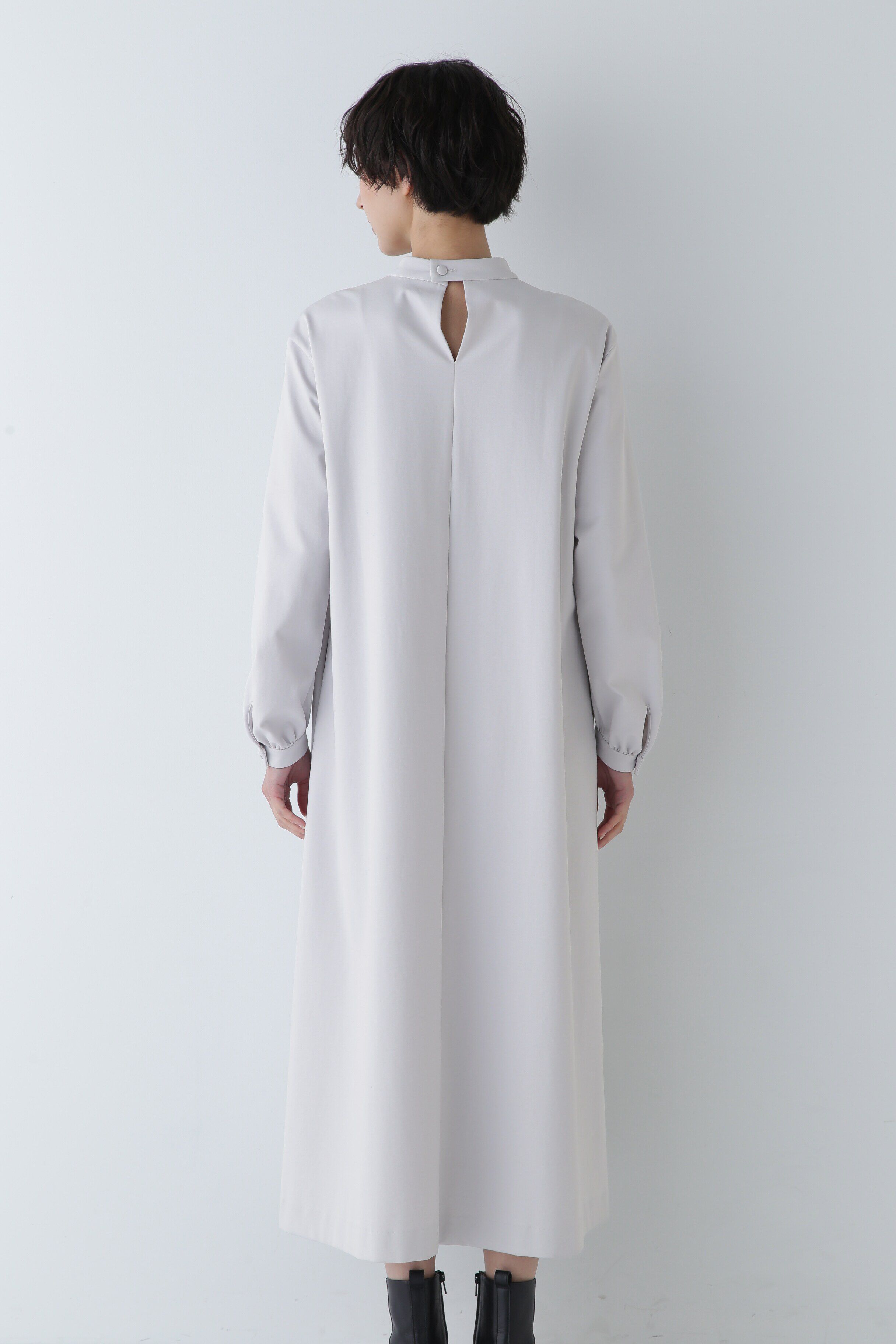  「ストレッチポンチモックネックワンピース」|ワンピース|