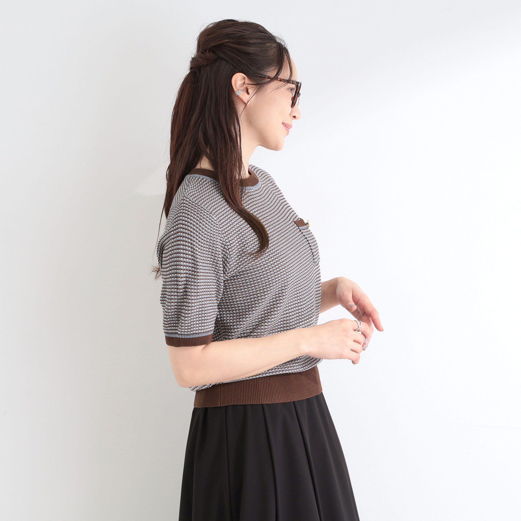 SHOO･LA･RUE「【洗濯機可/S-LL】金ボタンが上品 カノコ編み配色クルーネックニット」|ニット・セーター|