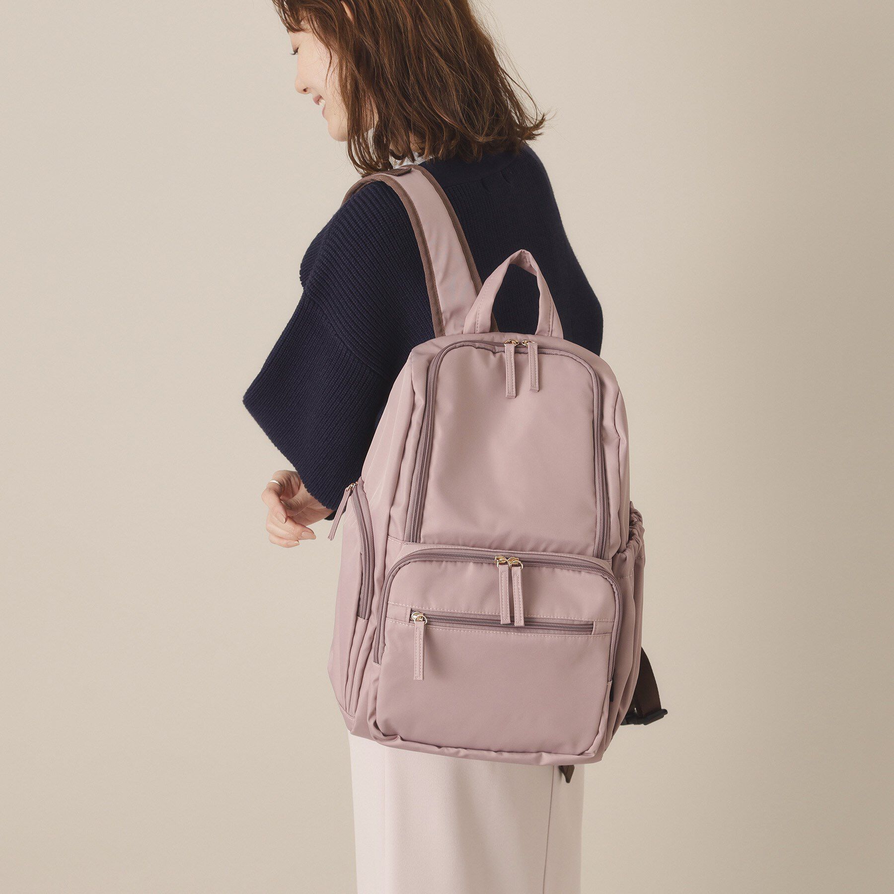 ITS&rsquo;DEMO「【A4対応／大容量】14ポケットリュック」|リュック|ピンク(071)