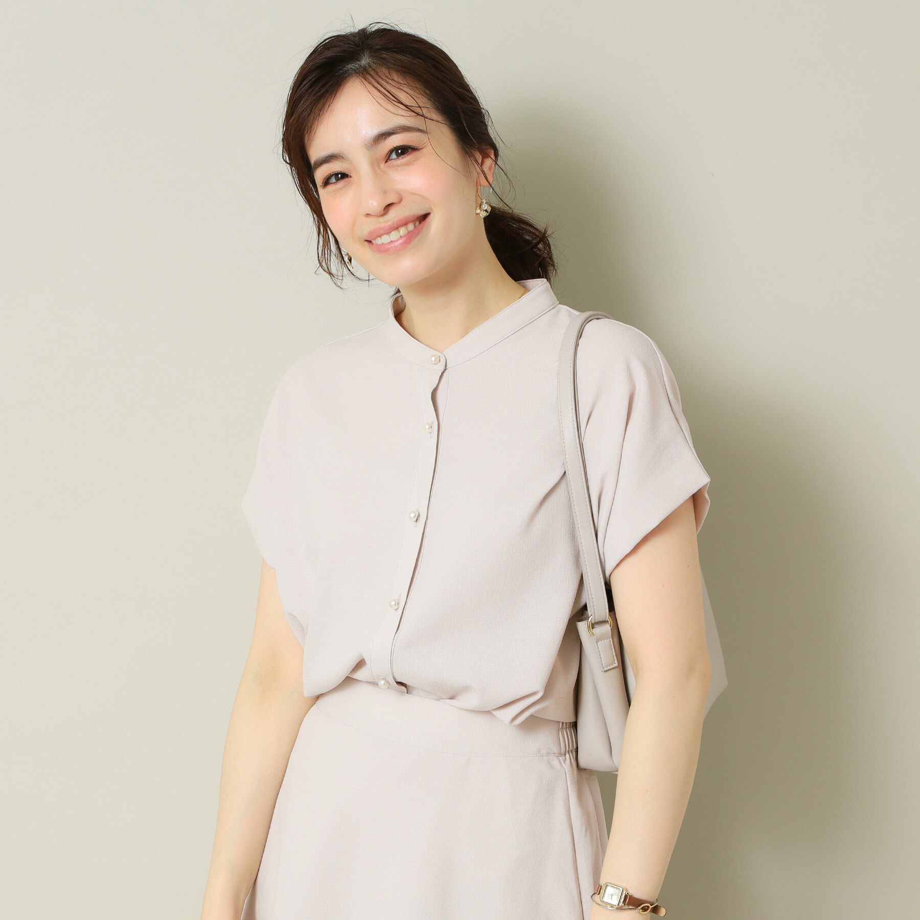 ITS&rsquo;DEMO「【UVケア／吸水速乾／洗濯機OK／冷感】麻調合繊タックブラウス＜ラク服シリーズ＞」|シャツ・ブラウス|