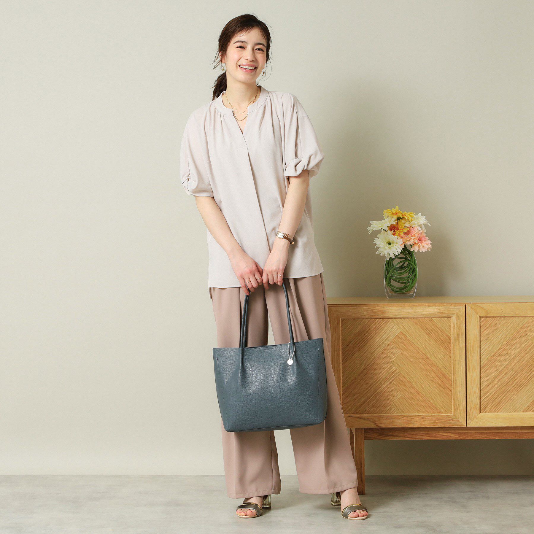 ITS&rsquo;DEMO「【UVケア/吸水速乾/洗濯機OK/冷感】麻調合繊チュニックブラウス＜ラク服シリーズ＞」|シャツ・ブラウス|