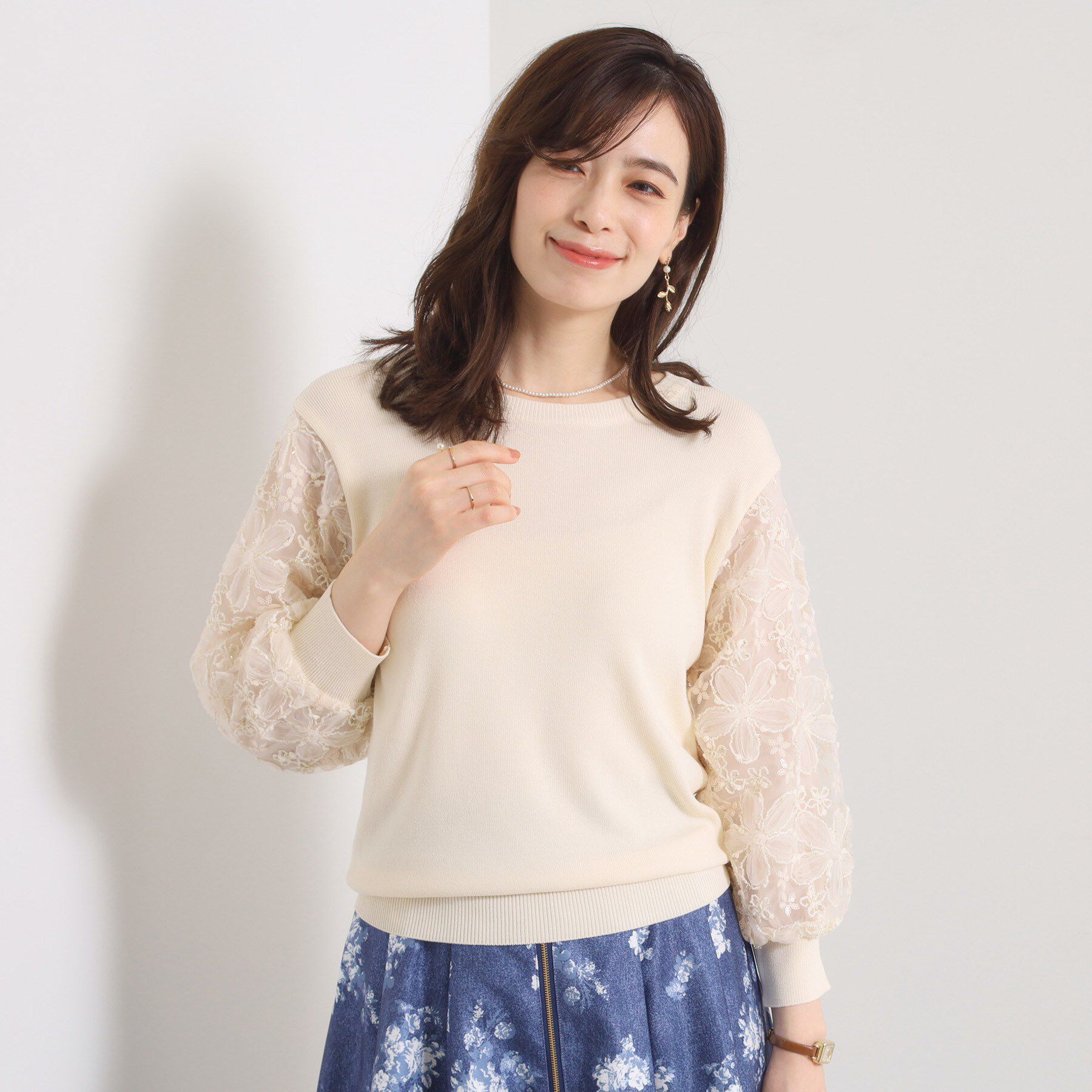 ITS&rsquo;DEMO「【手洗い可】立体レース袖ニット」|ニット・セーター|アイボリー(004)