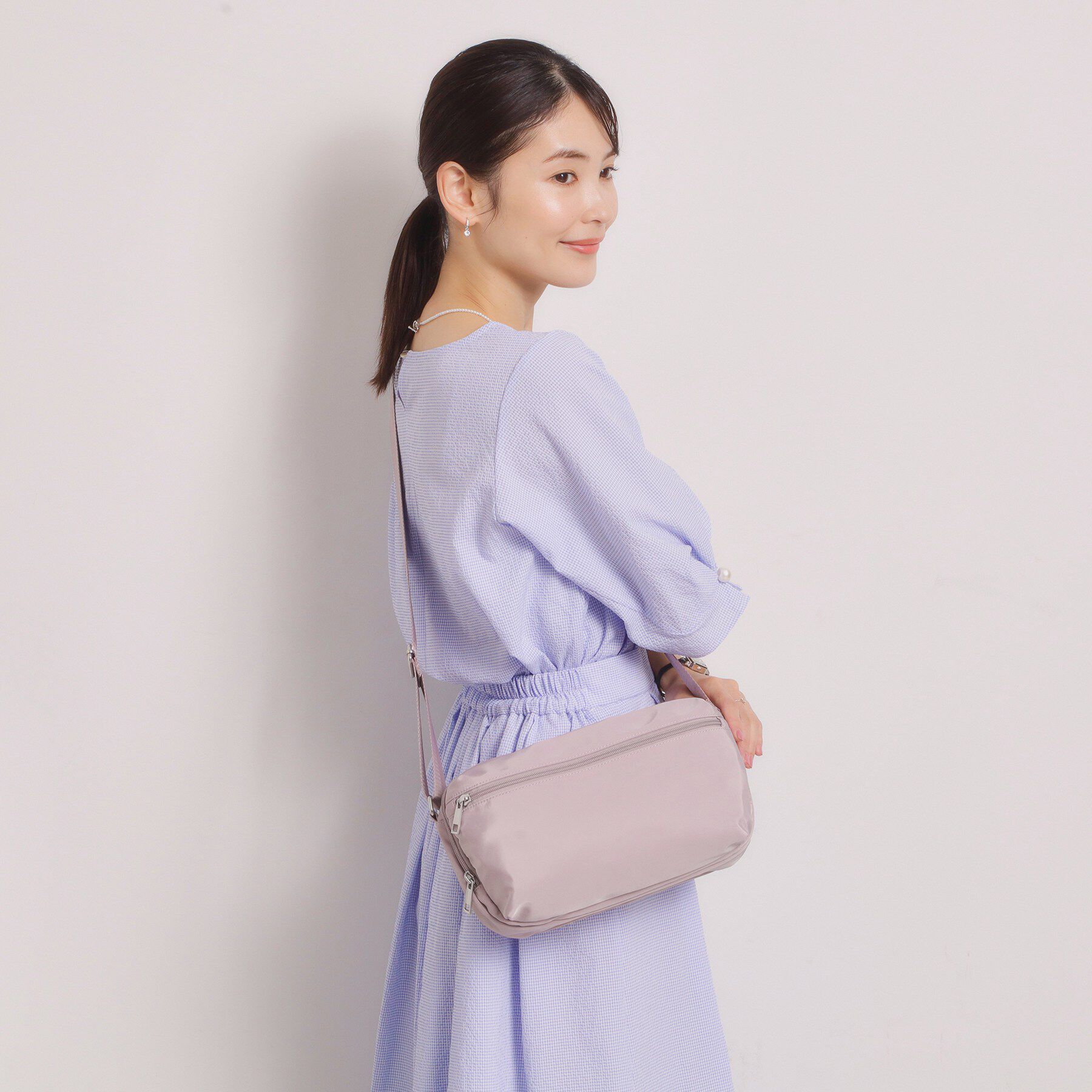 ITS&rsquo;DEMO「【8ポケット】裏地ストライプショルダー」|ショルダー・メッセンジャー|