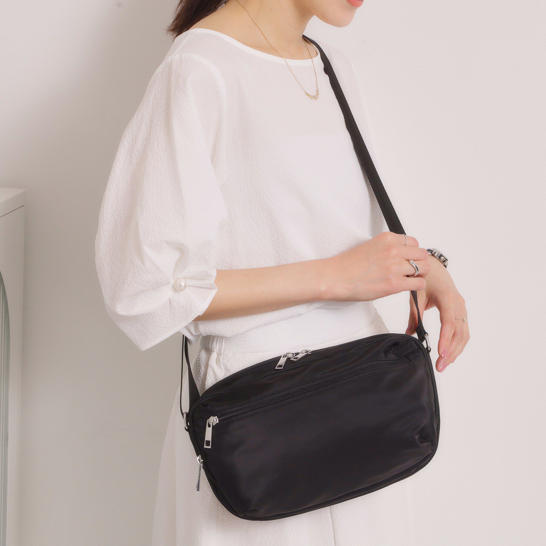 ITS&rsquo;DEMO「【8ポケット】裏地ストライプショルダー」|ショルダー・メッセンジャー|ブラック(019)