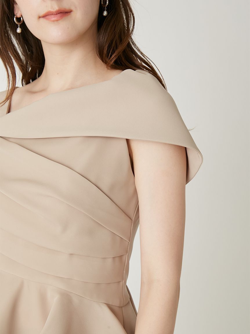 FRAY I.D「オフショルカラーアシメペプラムトップス」|Tシャツ・カットソー|