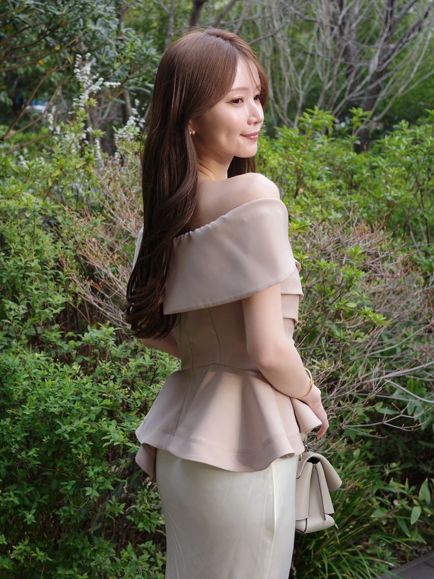 FRAY I.D「オフショルカラーアシメペプラムトップス」|Tシャツ・カットソー|