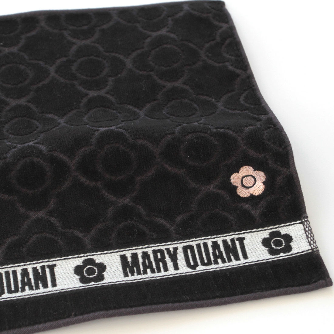  「MARY QUANT タオルハンカチ＜デイジー総柄＞」|タオル|