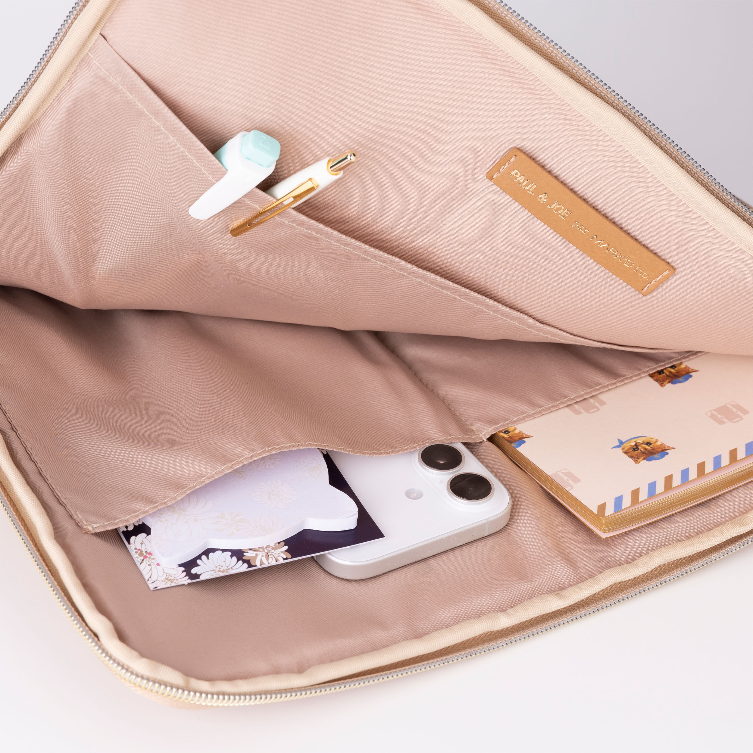 PAUL&JOE「インナーキャリングケース／ポール＆ジョー・デジタルアクセサリー」|モバイルケース|