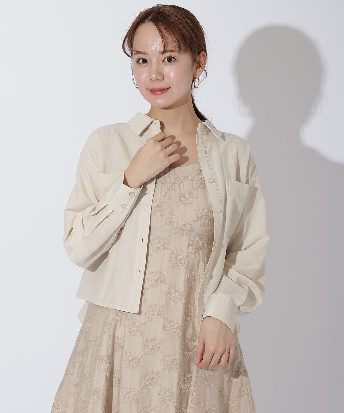 アンドクチュール「ワッシャーシャツ＋刺しゅうキャミワンピース」|ワンピース|