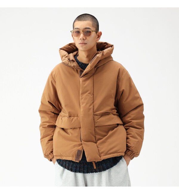BEAMS「ワイドフィット Dermizax (TM) リバーシブル ダウンジャケット」|ブルゾン・スタジャン|BEIGE