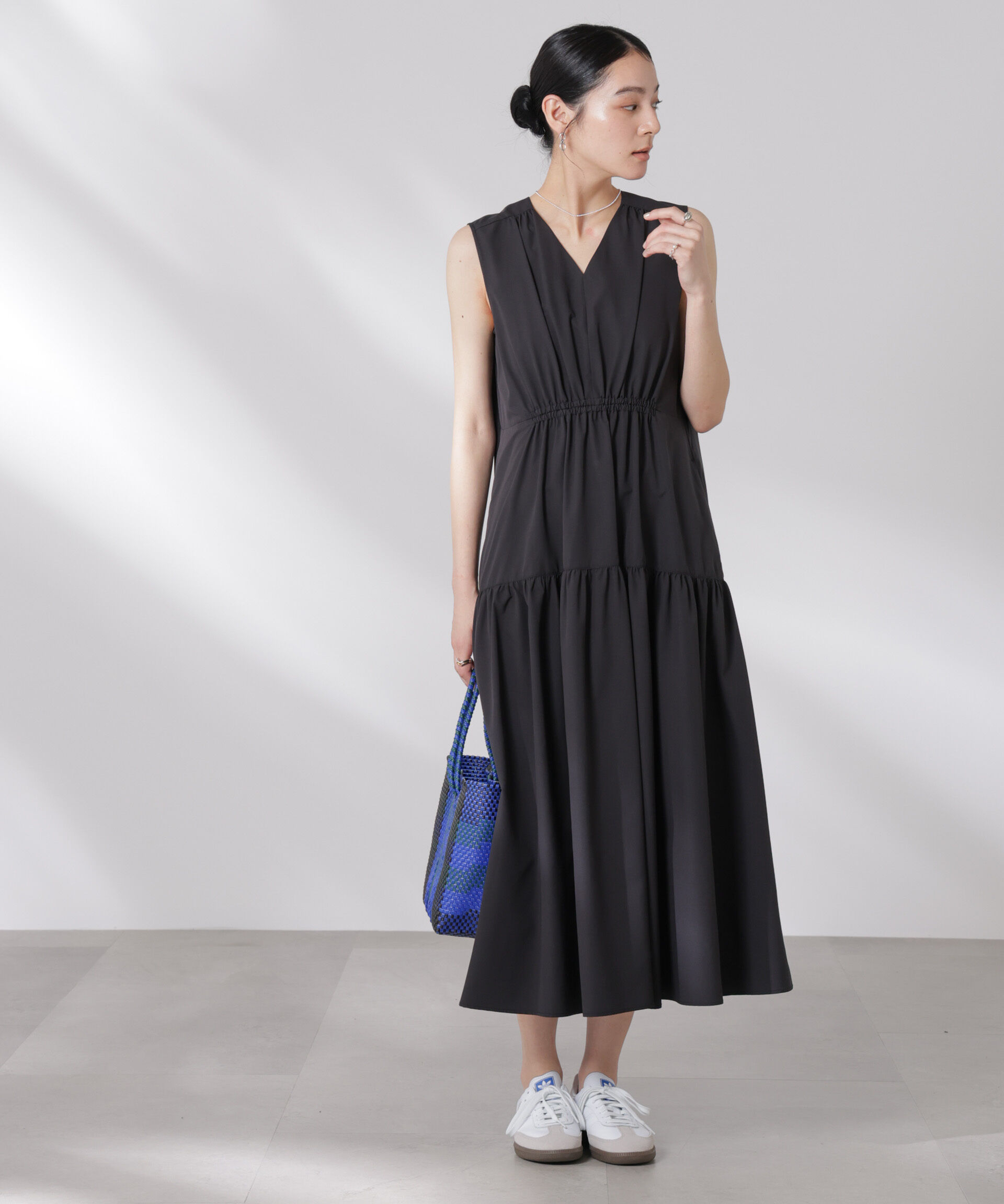 nano･universe「MINOTECH(R)Vネックギャザーティアードワンピース」|ワンピース|