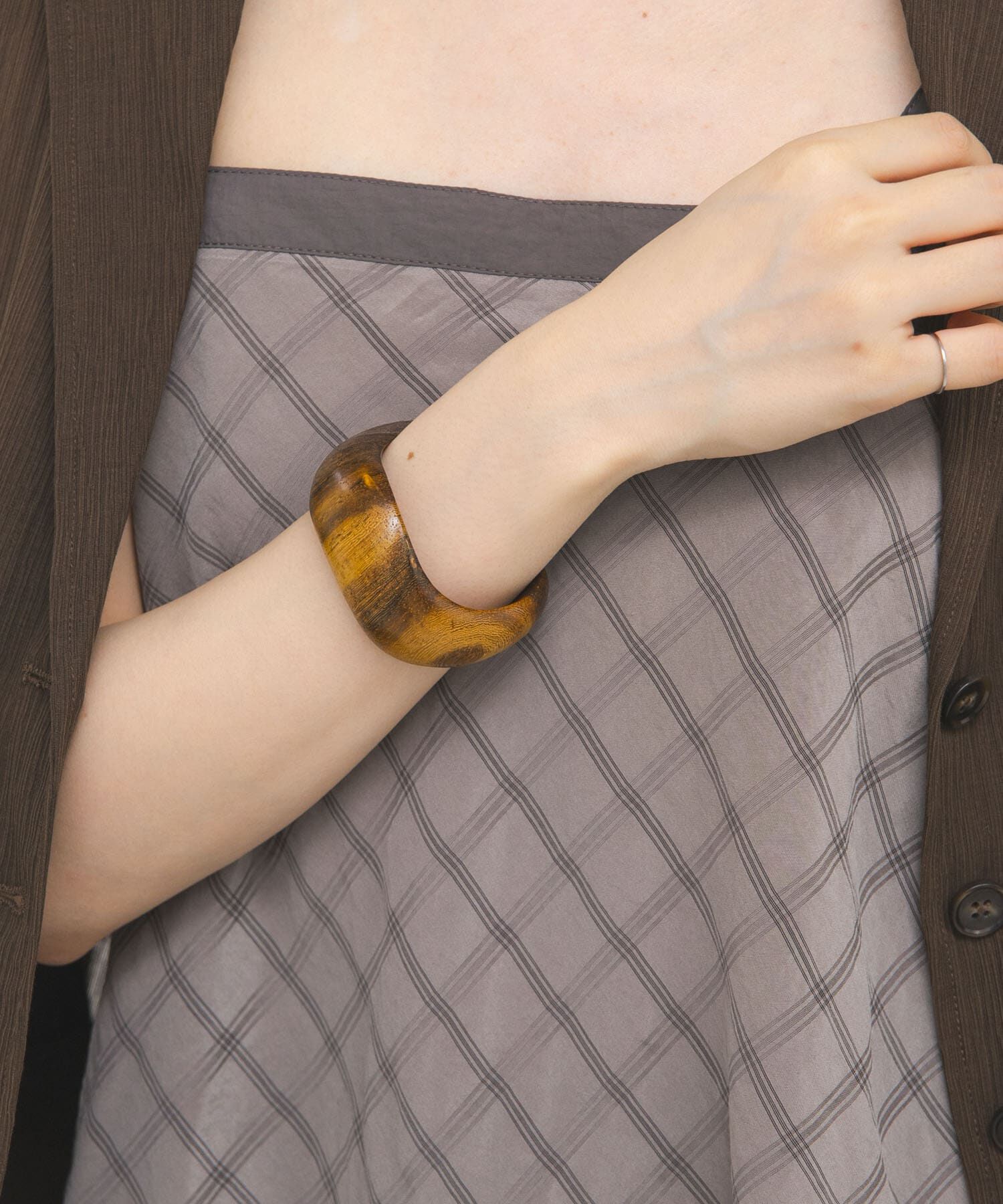  「デフォルメウッドバングル」|ブレスレット・バングル|ブラウン