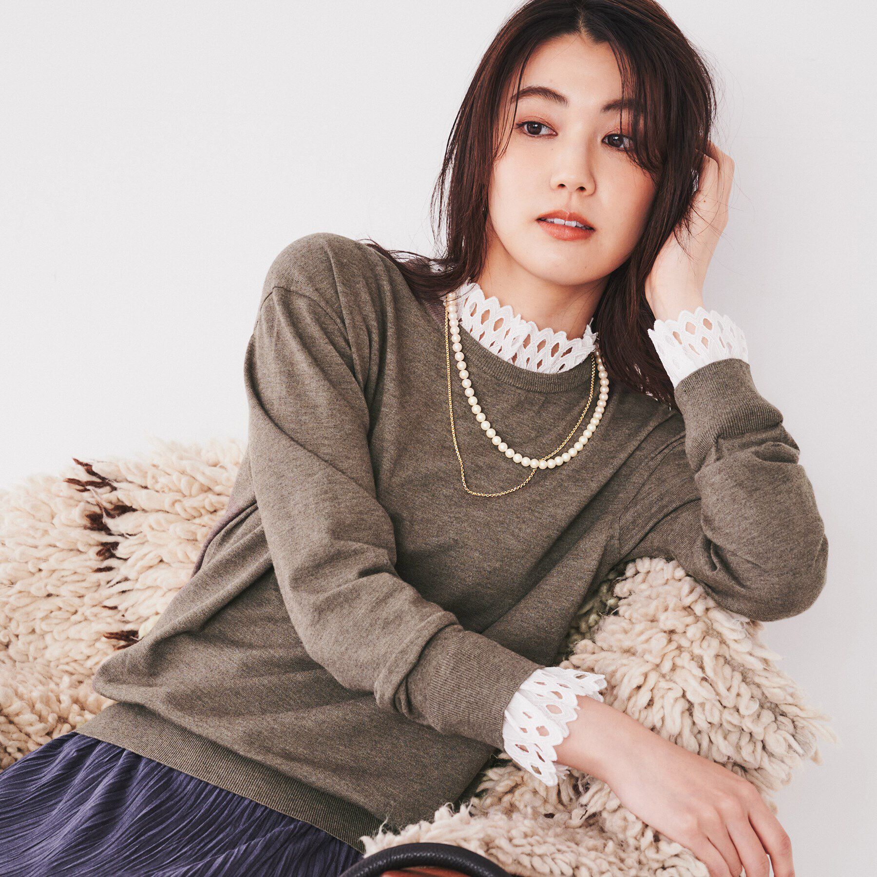 UNTITLED「【レース取り外し可能/2WAY】薄手レーヨン混ストレッチ プルオーバーニット」|ニット・セーター|ﾄｰﾌﾟ(054)