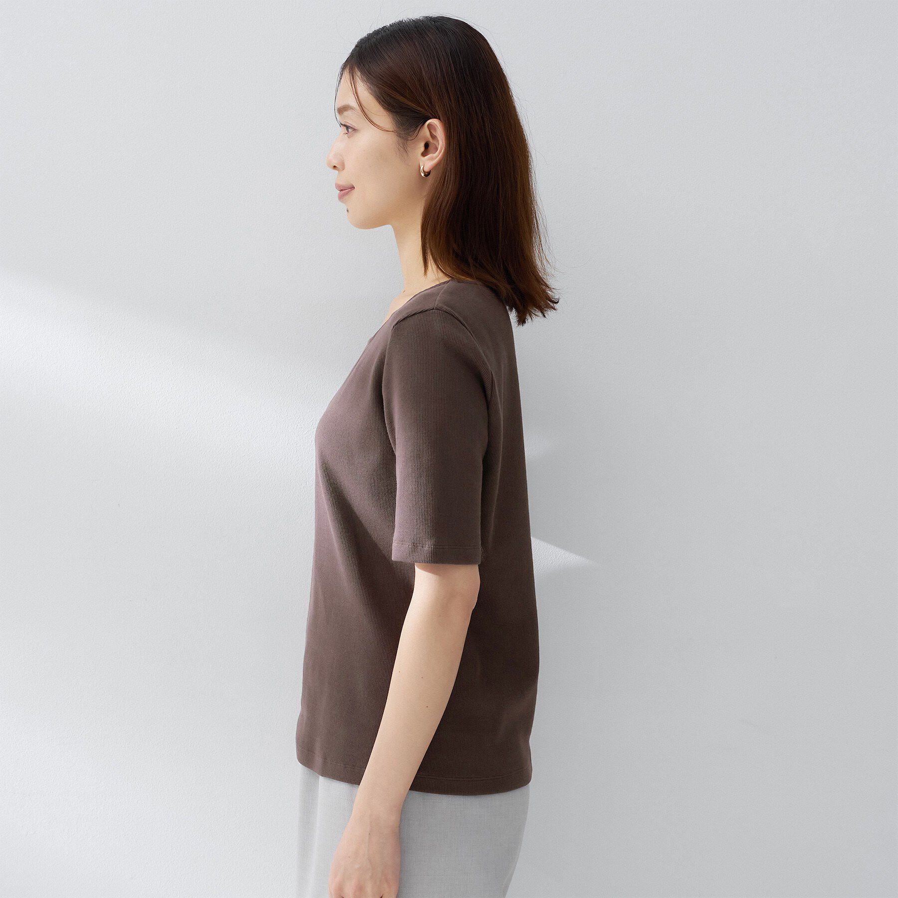 UNTITLED「【羽織り物インナーにおすすめ】スクエアネックプルオーバー」|Tシャツ・カットソー|