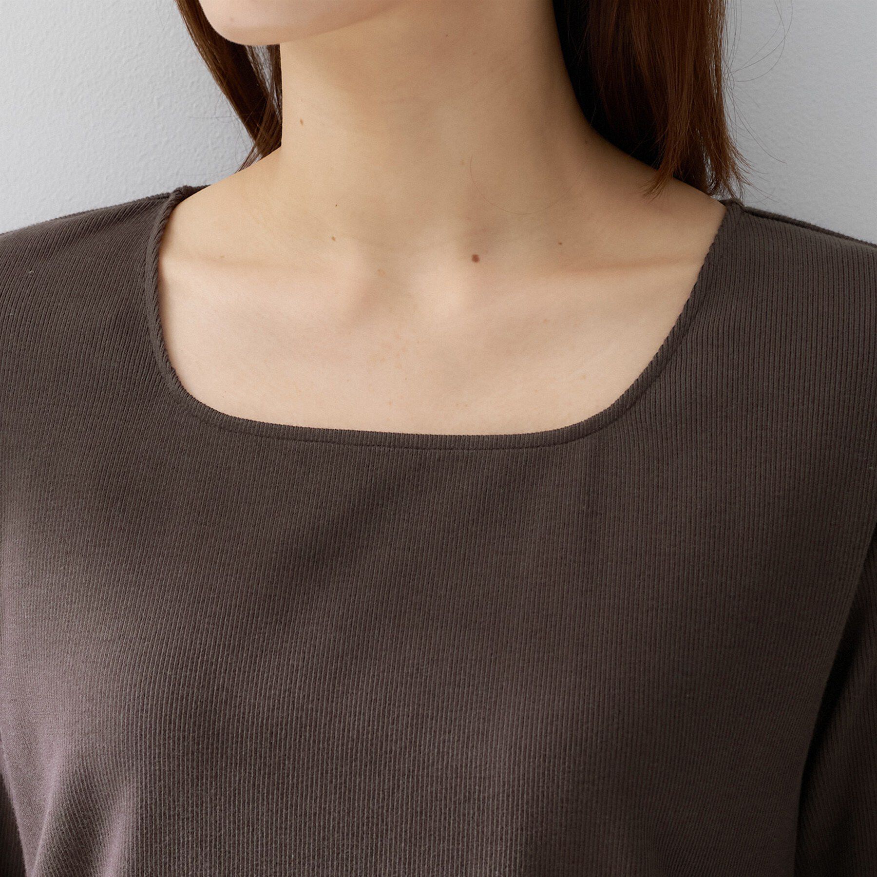 UNTITLED「【羽織り物インナーにおすすめ】スクエアネックプルオーバー」|Tシャツ・カットソー|