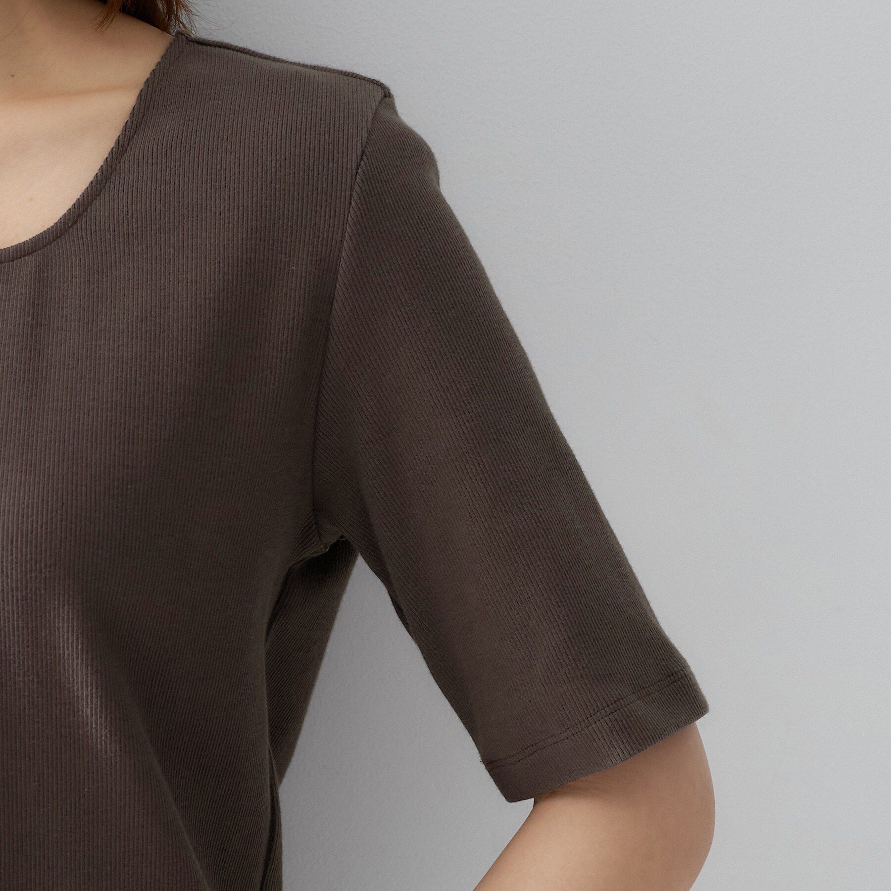 UNTITLED「【羽織り物インナーにおすすめ】スクエアネックプルオーバー」|Tシャツ・カットソー|