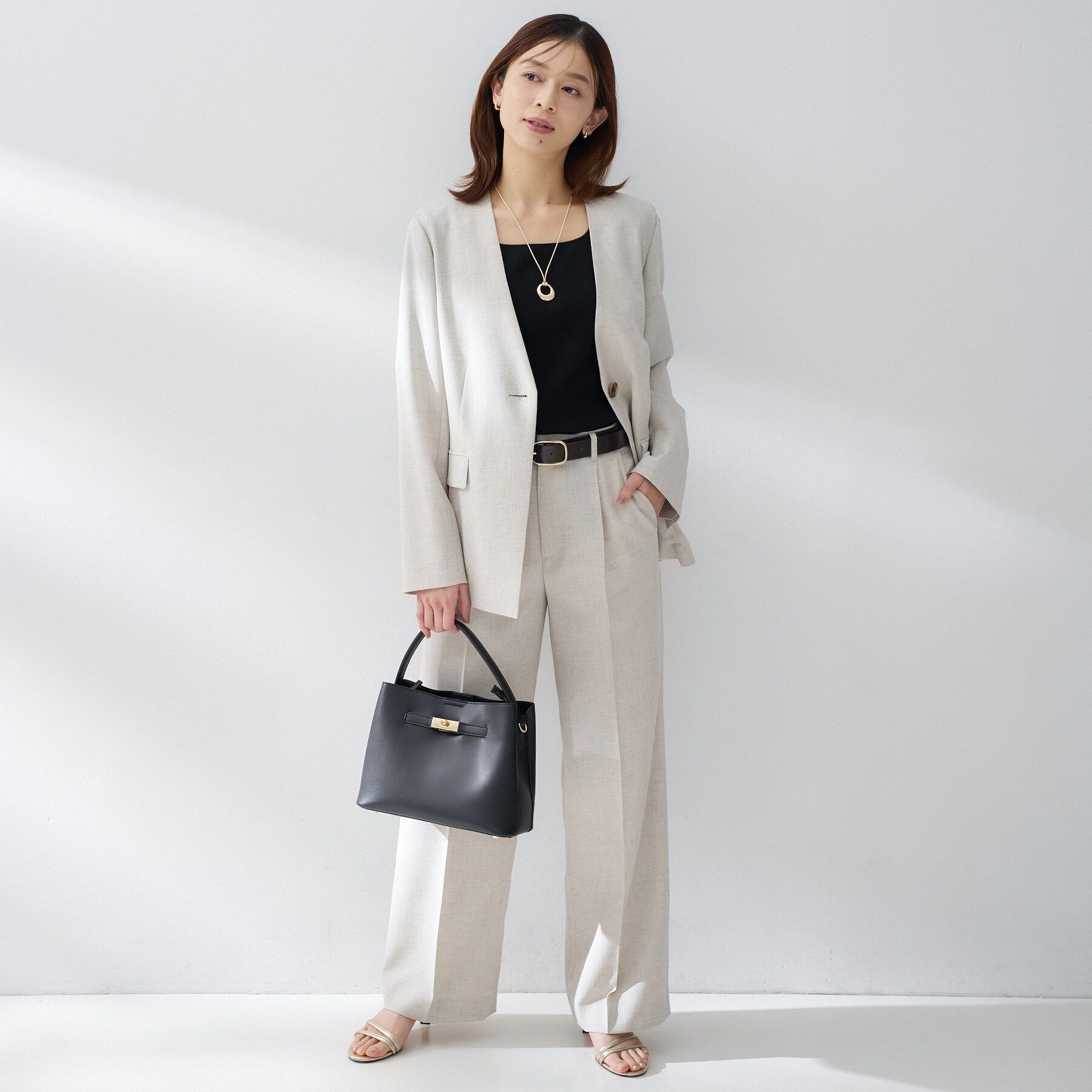 UNTITLED「【羽織り物インナーにおすすめ】スクエアネックプルオーバー」|Tシャツ・カットソー|