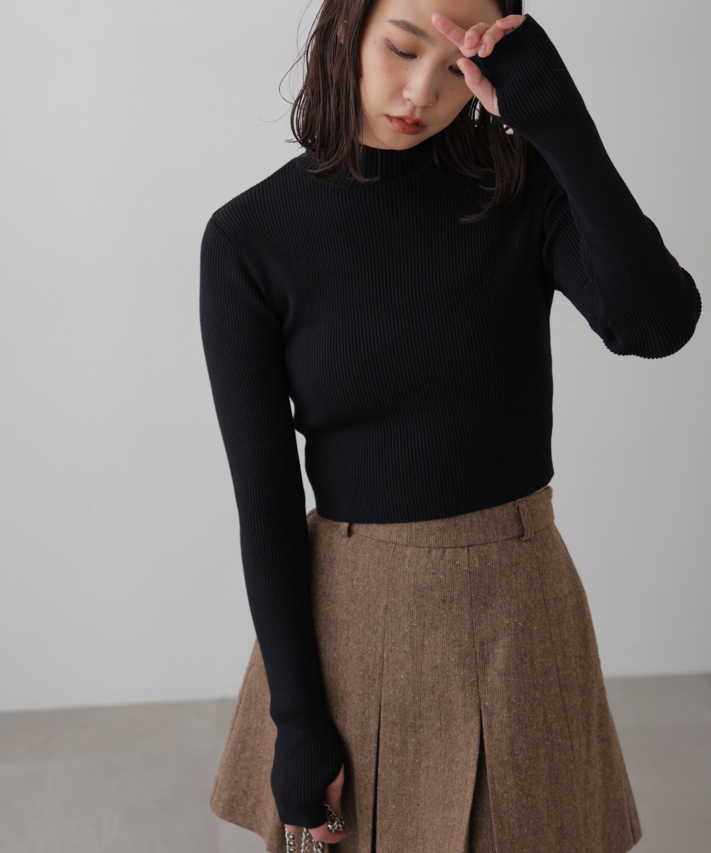  「〈洗える〉マシンウォッシャブルハイネックショート丈ニット」|ニット・セーター|