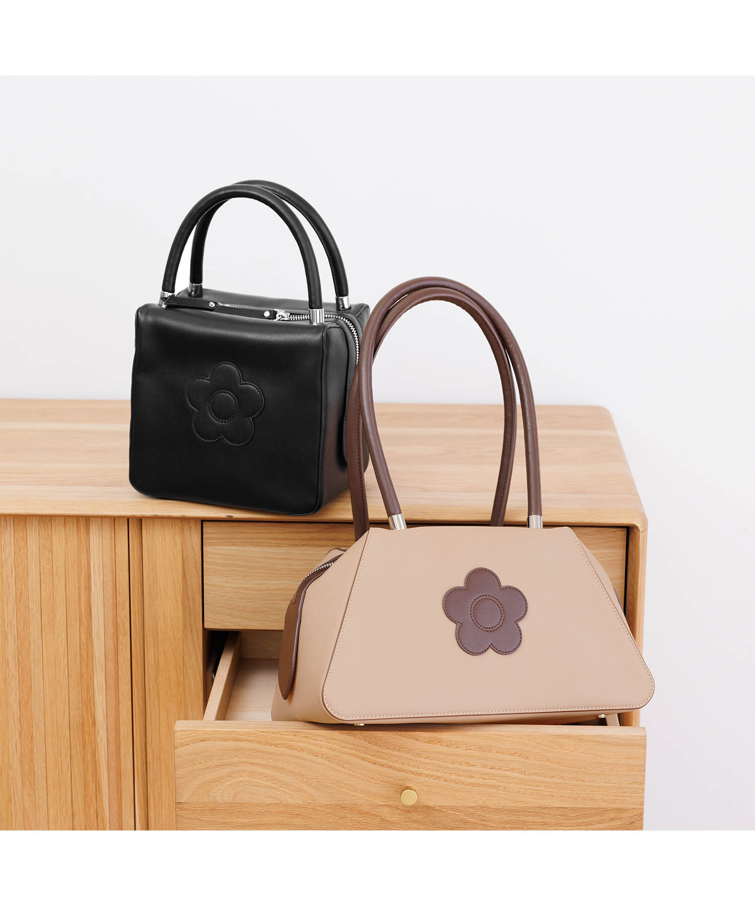 MARY QUANT「スムースデイジー トート」|トートバッグ|