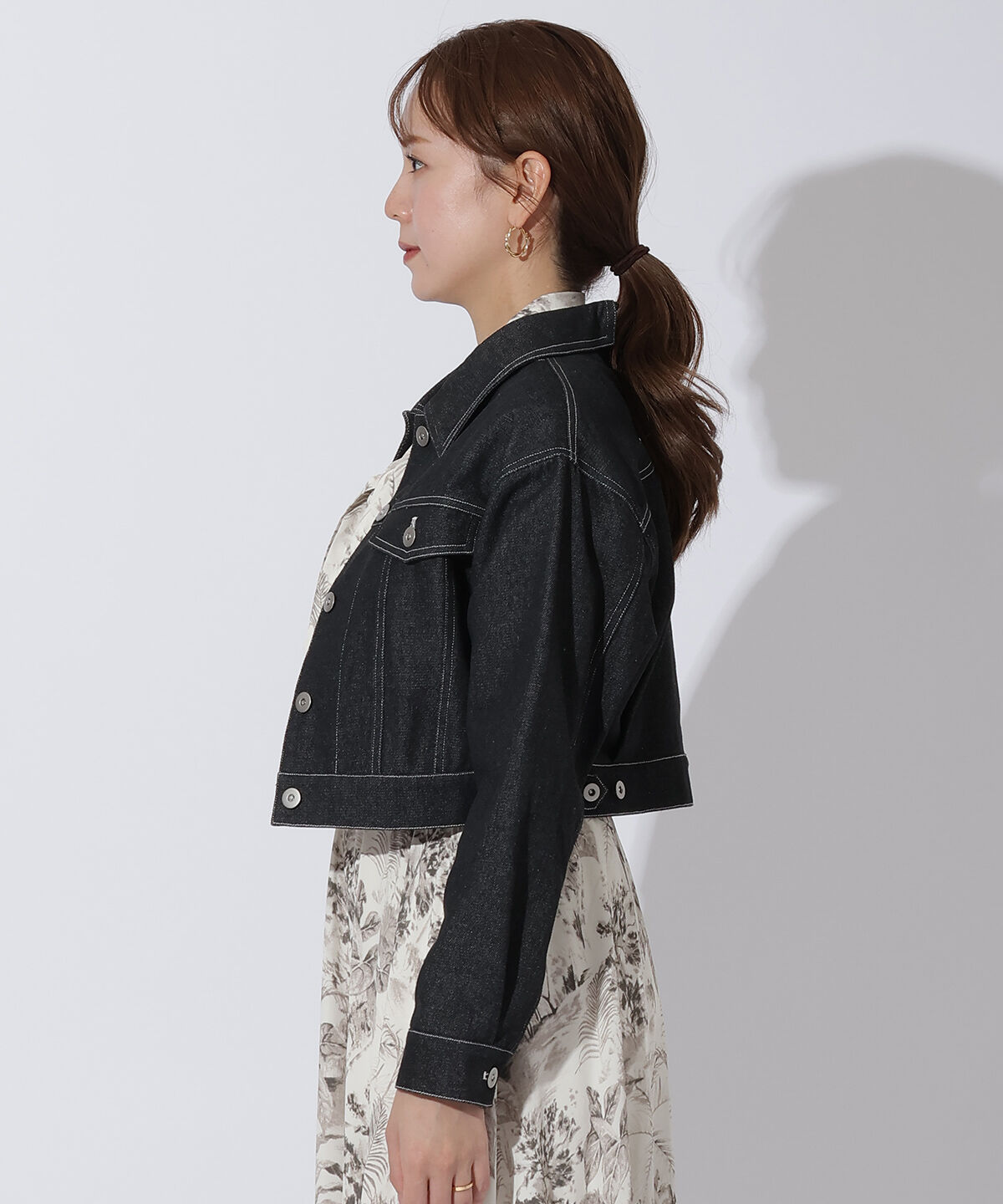 アンドクチュール「クロップドデニムジャケット」|デニムジャケット|