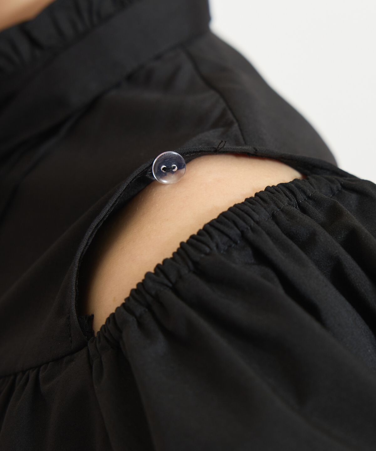 WILLSELECTION「スタンドフリル２WAYスリーブブラウス」|シャツ・ブラウス|