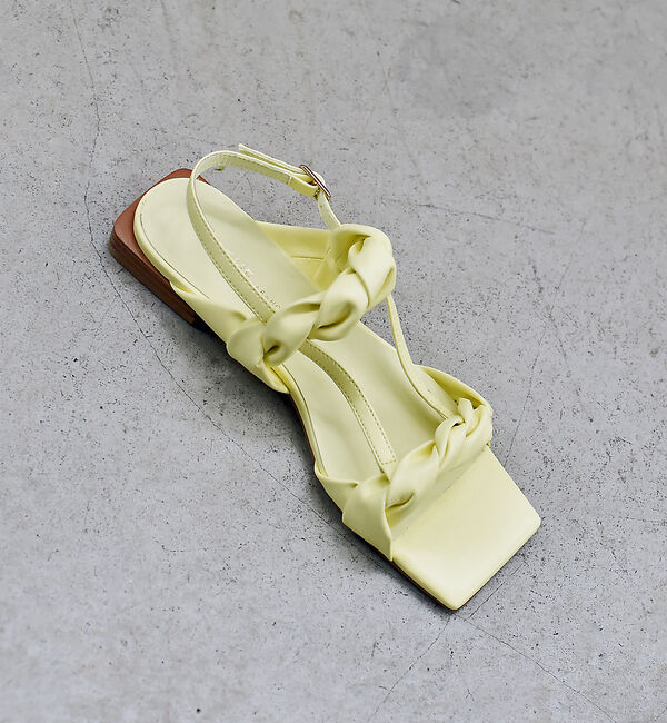 AU BANNISTER「ツイストフラットサンダル」|サンダル|レモン
