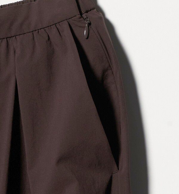 UNITED ARROWS「ギャザー フレア パンツ ‐はっ水 ウォッシャブル‐」|チノ|