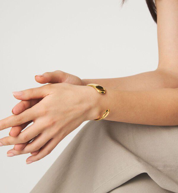 UNITED ARROWS green label relaxing「ドロップフォルム バングル」|ブレスレット・バングル|GOLD