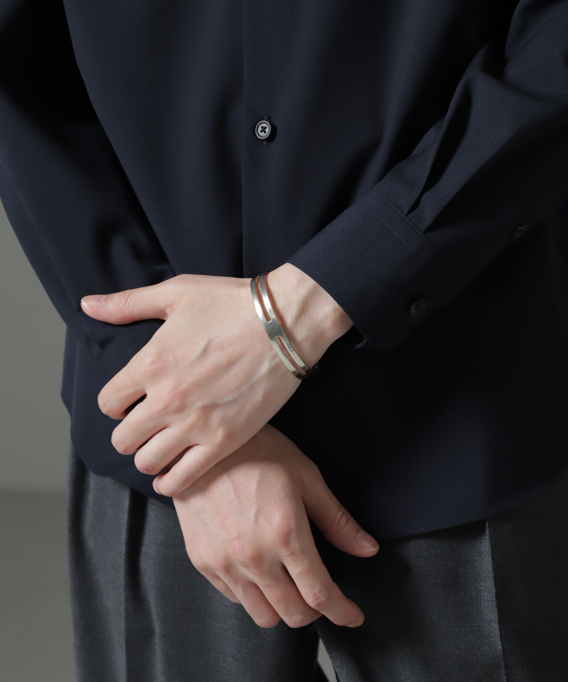 nano･universe「「NU jewelry」ジャーマンシルバースルーバングル」|ブレスレット・バングル|