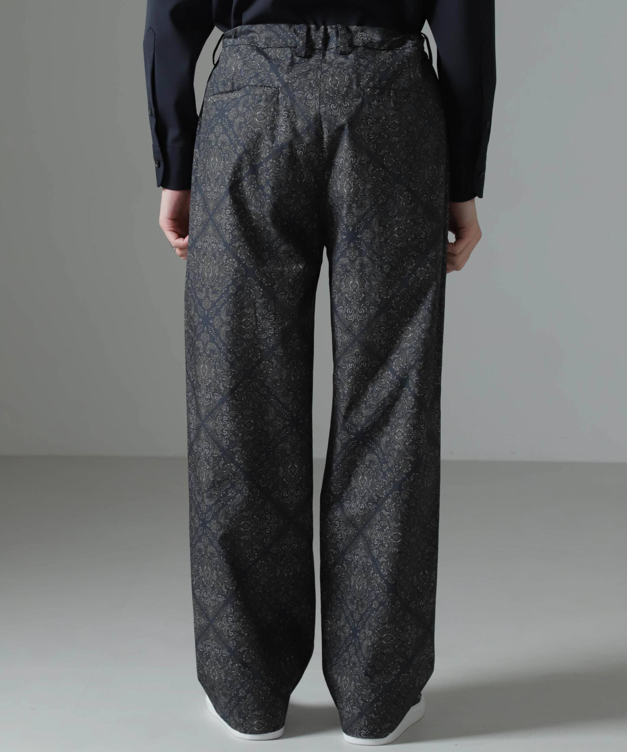 nano･universe「オリジナルパターンイージーパンツ」|チノ|