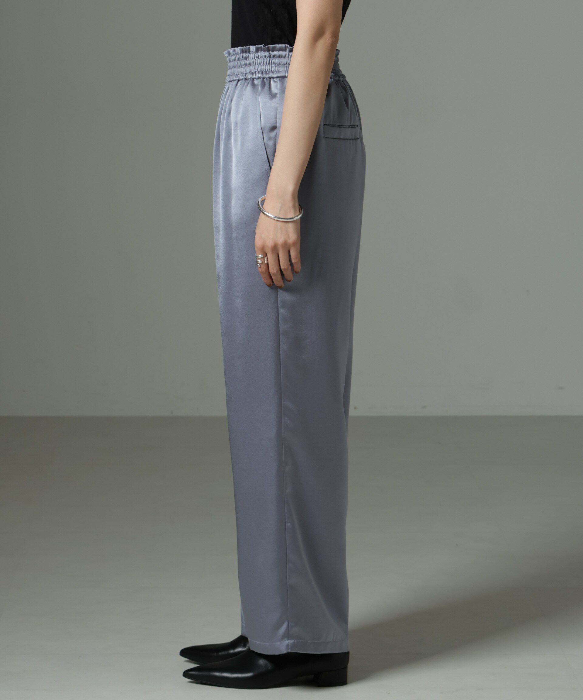 nano･universe「ヘヴィーサテンパンツ」|チノ|