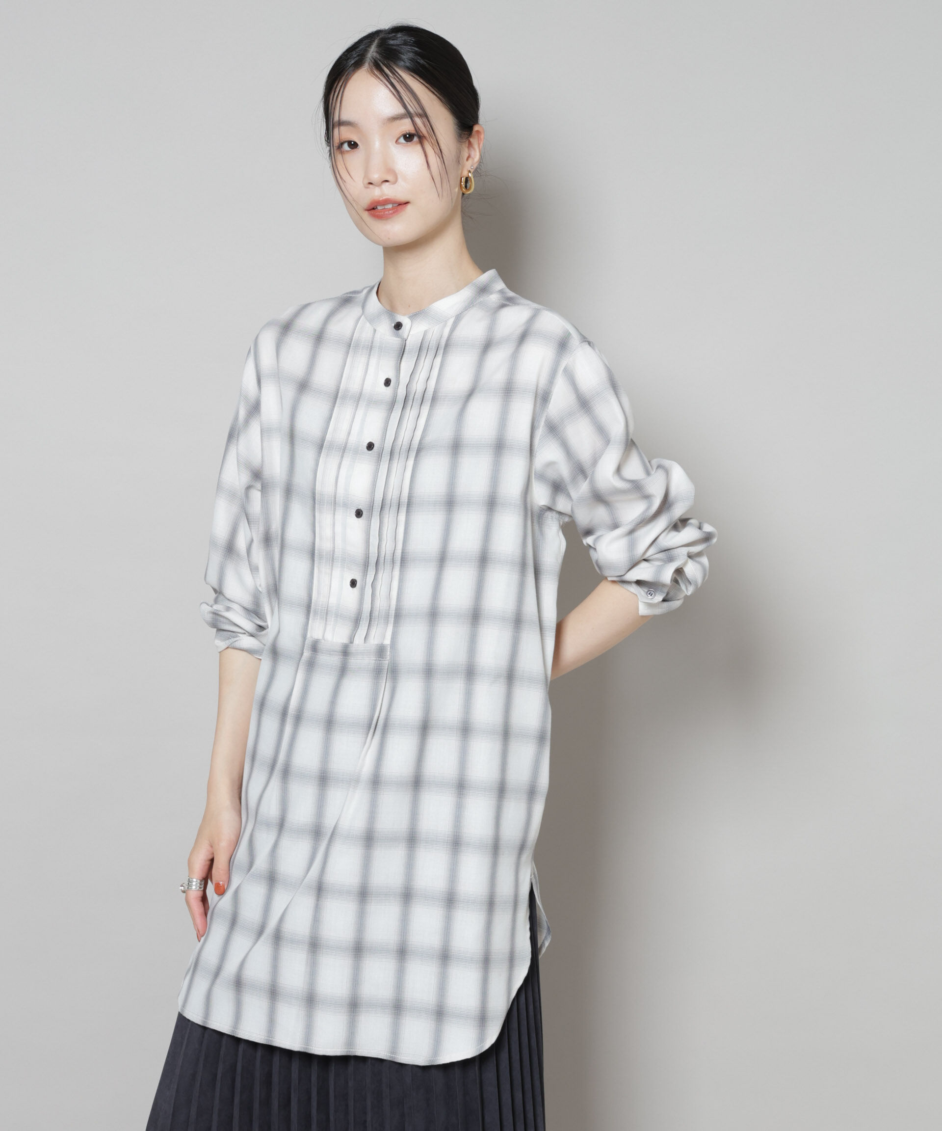 nano･universe「ピンタックデザインチェックプルオーバーブラウス」|シャツ・ブラウス|グレー