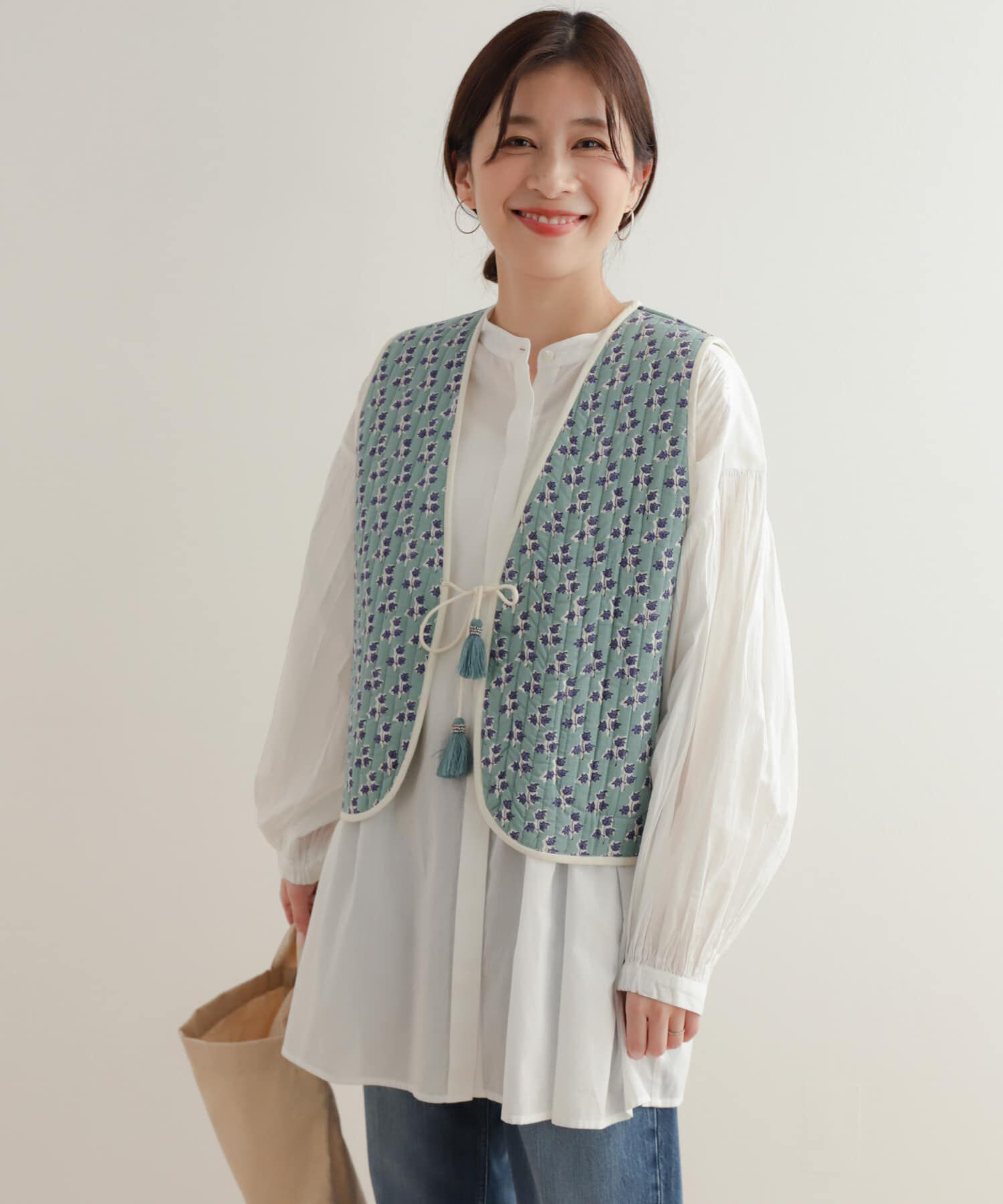 URBAN RESEARCH DOORS「コットンリバーシブルキルティングベスト」|ダウンベスト・ベスト|