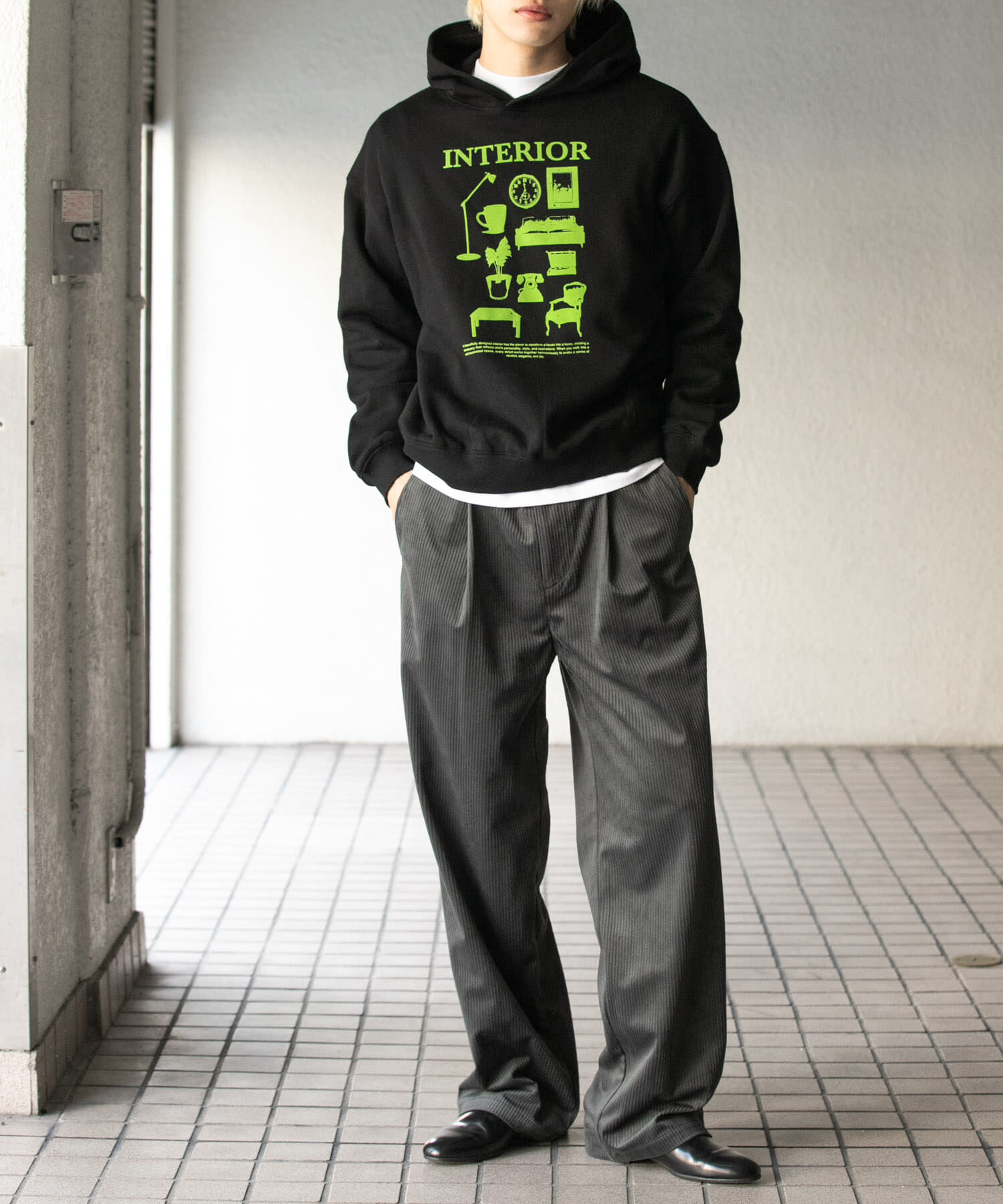 SENSE OF PLACE by URBAN RESEARCH「Furniture Graphic hoodie」|パーカー|