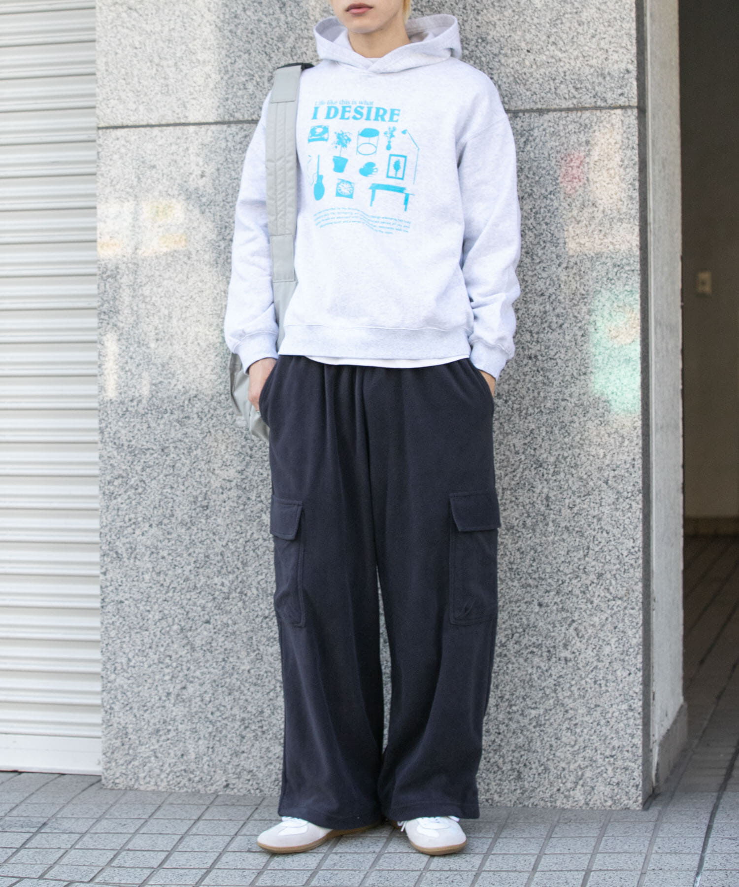 SENSE OF PLACE by URBAN RESEARCH「Furniture Graphic hoodie」|パーカー|