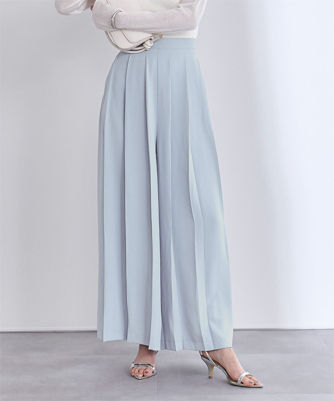 ur's「プリーツワイドパンツ」|スラックス|