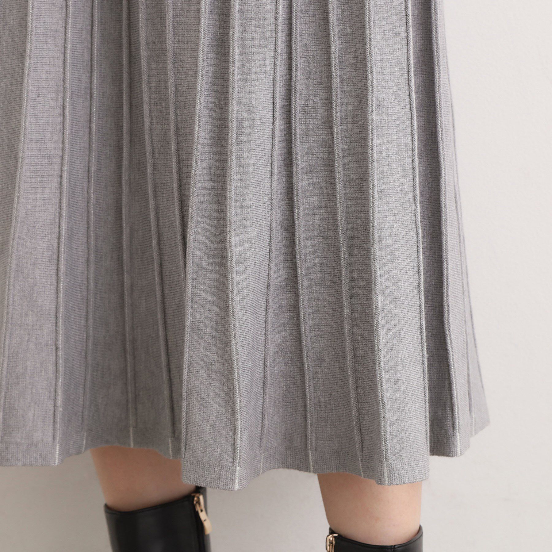 grove「【SETUP可能】冬から春まで軽やかに　ラメラインニットプリーツスカート」|スカート|