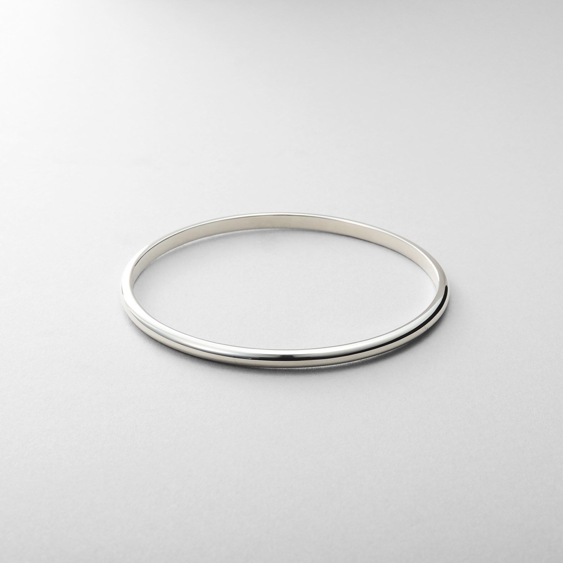 COCOSHNIK ONKITSCH「シルバー ハーフラウンドバングル」|ブレスレット・バングル|