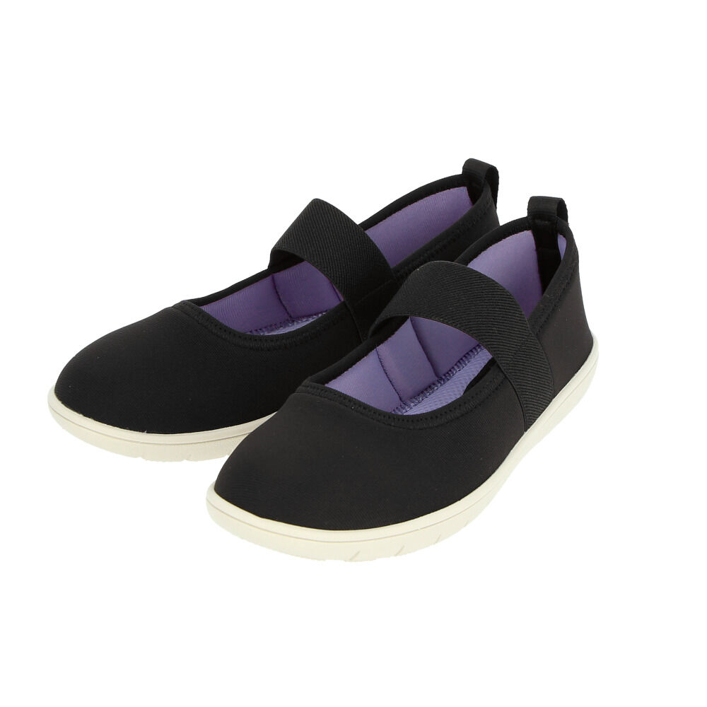 BACKYARD FAMILY「パンプス ストラップ 通販 軽量 軽い フラット フィット 履きやすい 歩きやすい ストレッチ」|パンプス|ブラック1