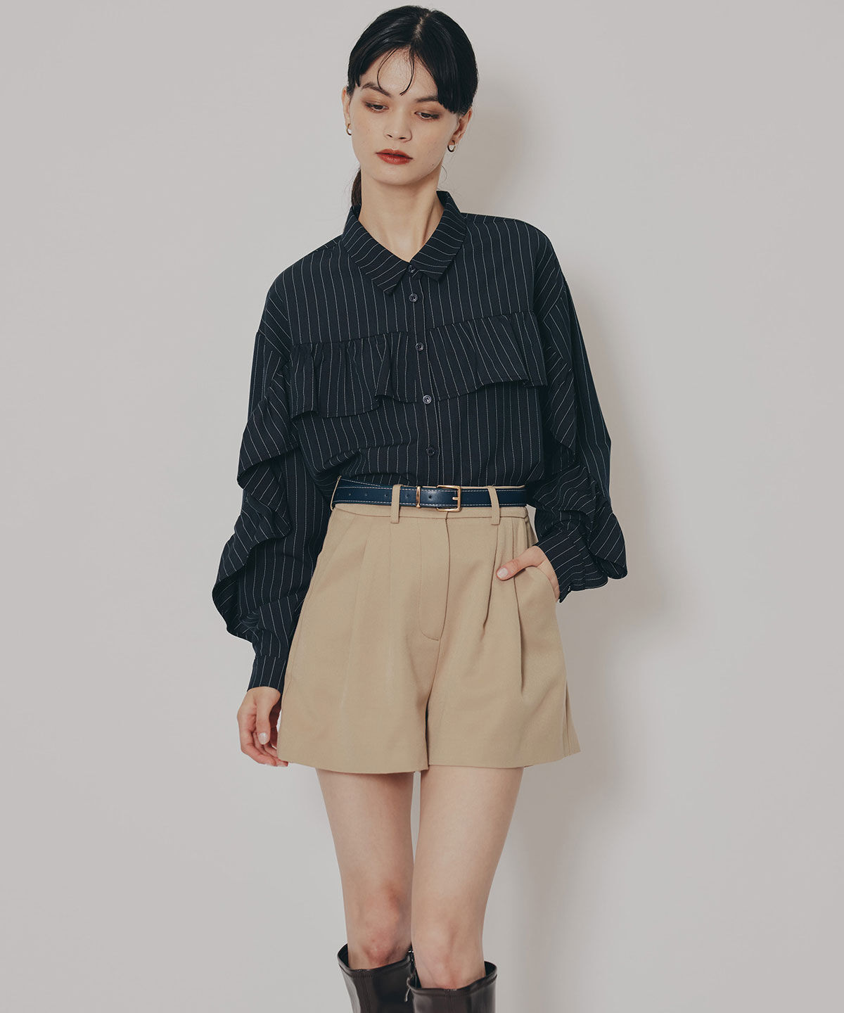 REDYAZEL「フリルラインストライプブラウス」|シャツ・ブラウス|ネイビー