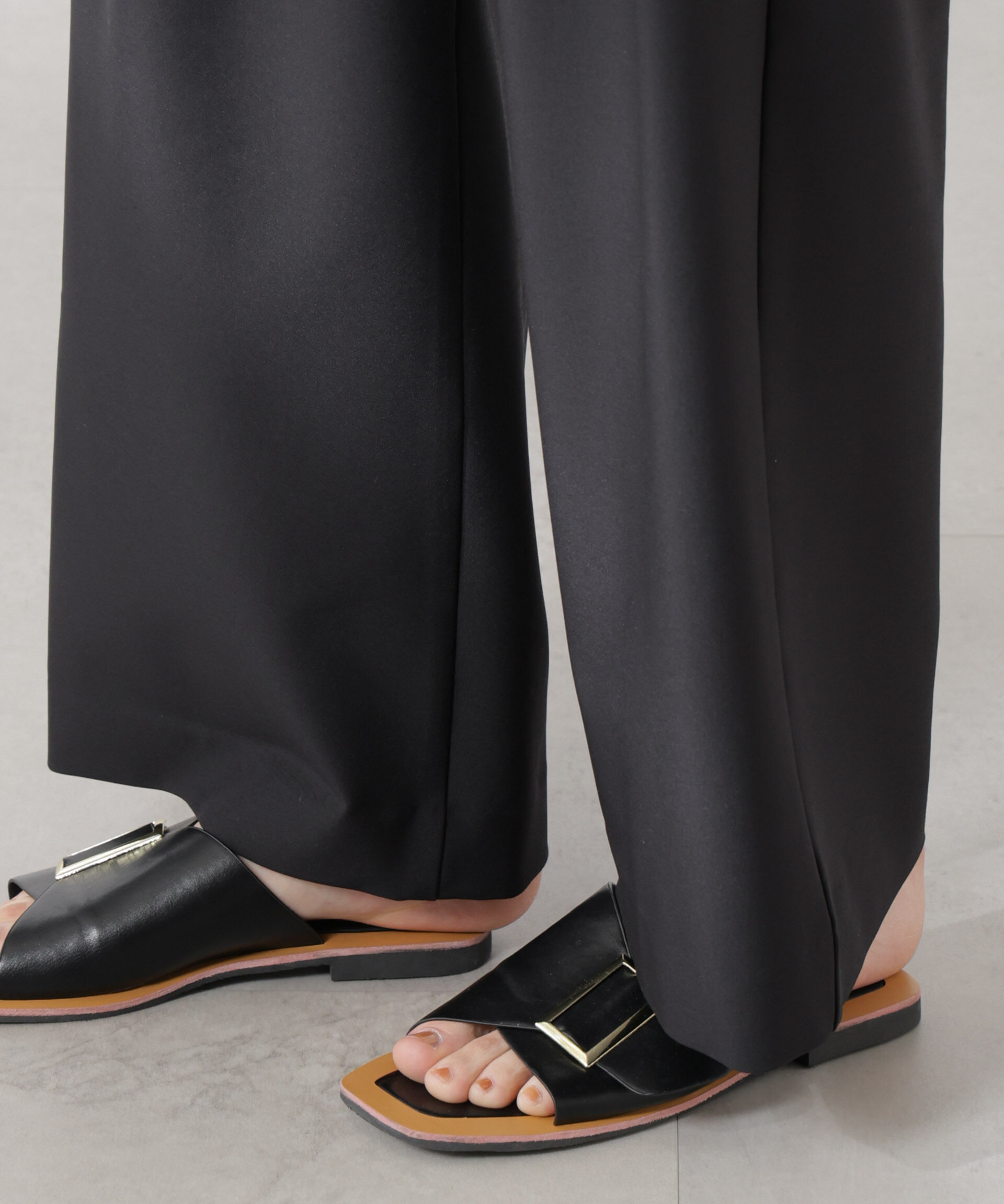 nano･universe「撥水UVストレッチタックワイドパンツ」|チノ|