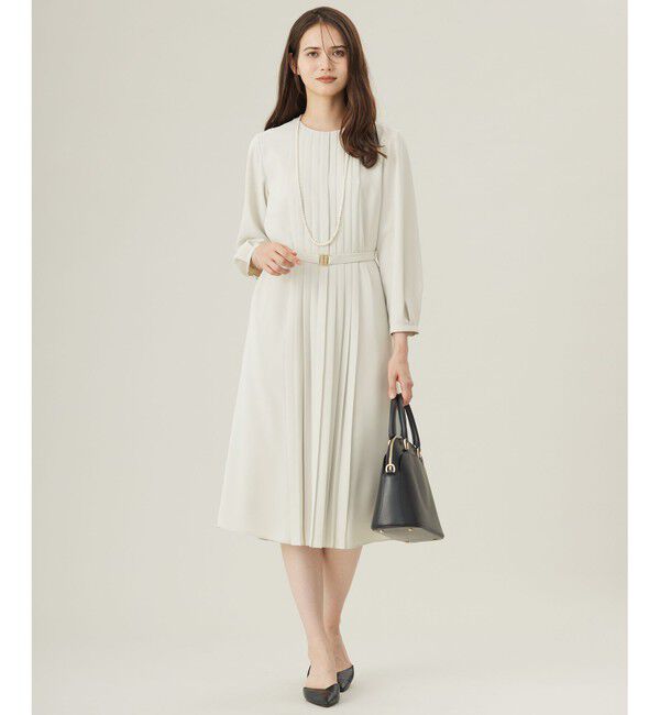 自由区「【大好評アイテム・新色追加・1枚でサマになる】ライトサテン ワンピース」|ドレス|