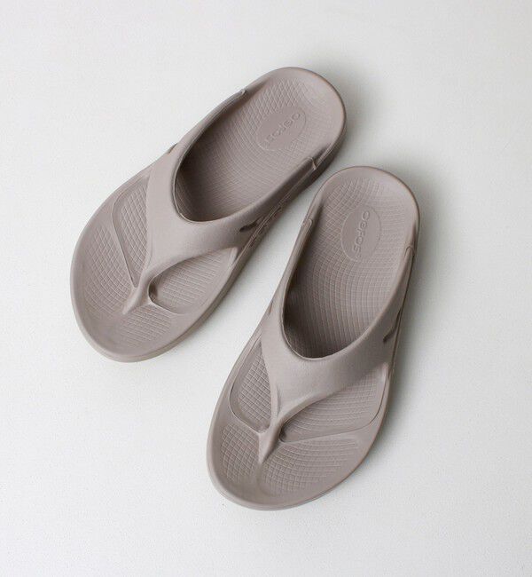 GLOSTER「【OOFOS/ウーフォス】 Ooriginal リカバリーサンダル」|サンダル|ベージュ