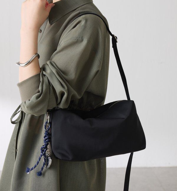  「《Matsushita企画》【軽量180g/強撥水】撥水ボックスショルダーバッグ」|ショルダー・メッセンジャー|