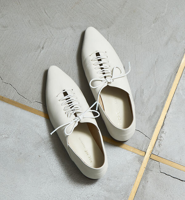 AU BANNISTER「ポインテッドトゥレースアップバブーシュ」|その他|ホワイト